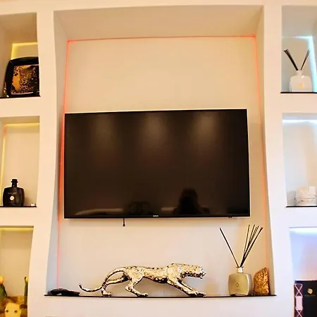 Sentral Modern Design Med 2 Soverom, Gratis Parkering Oslo