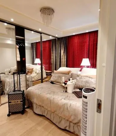 Sentral Modern Design Med 2 Soverom, Gratis Parkering *