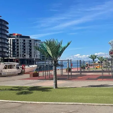 Sentral Modern Design Med 2 Soverom, Gratis Parkering Oslo