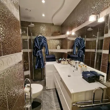 Sentral Modern Design Med 2 Soverom, Gratis Parkering Apartmán