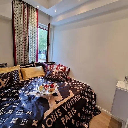 Sentral Modern Design Med 2 Soverom, Gratis Parkering דירה אוסלו